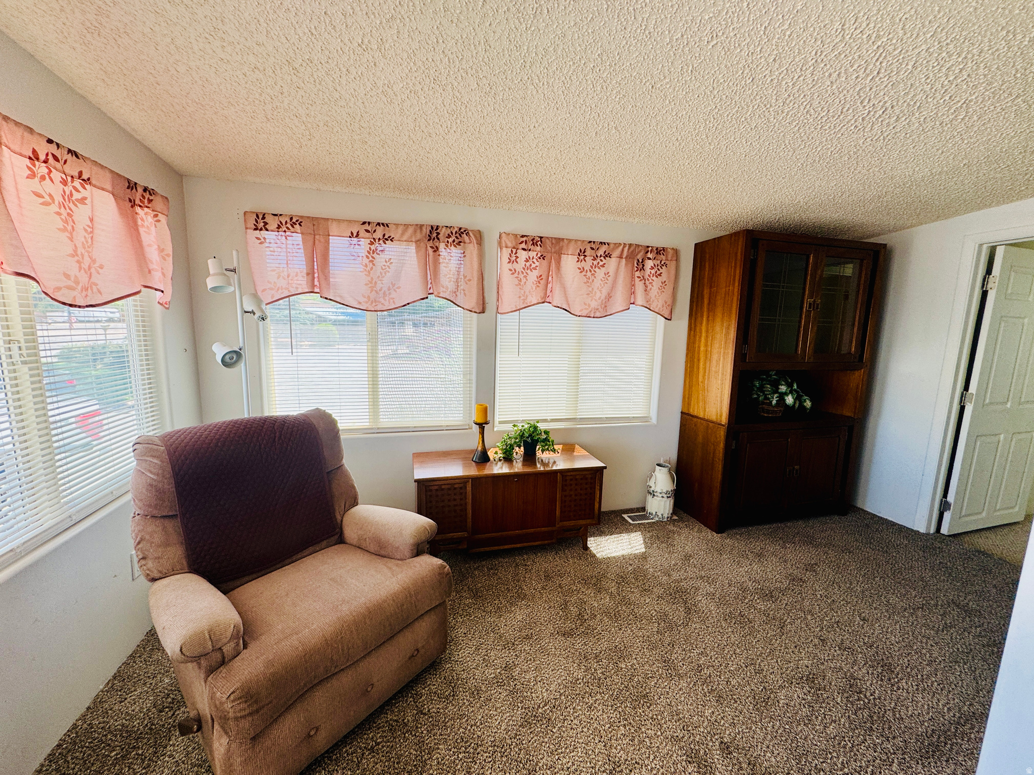 WORLDWIDE SUN RESORT - Residential