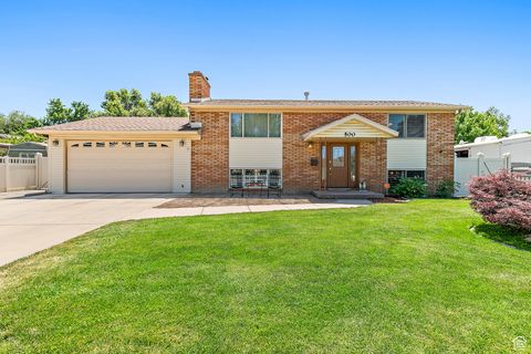 Tiny photo for 500 E 8120 S, Sandy, UT 84070 (MLS # 2117124)