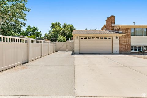 Tiny photo for 500 E 8120 S, Sandy, UT 84070 (MLS # 2117124)