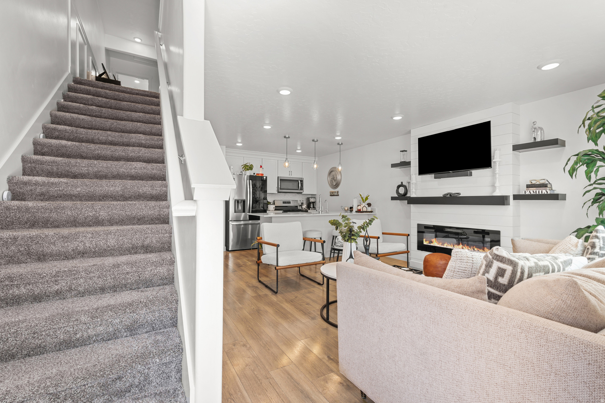 LITTLE VALLEY - Residential