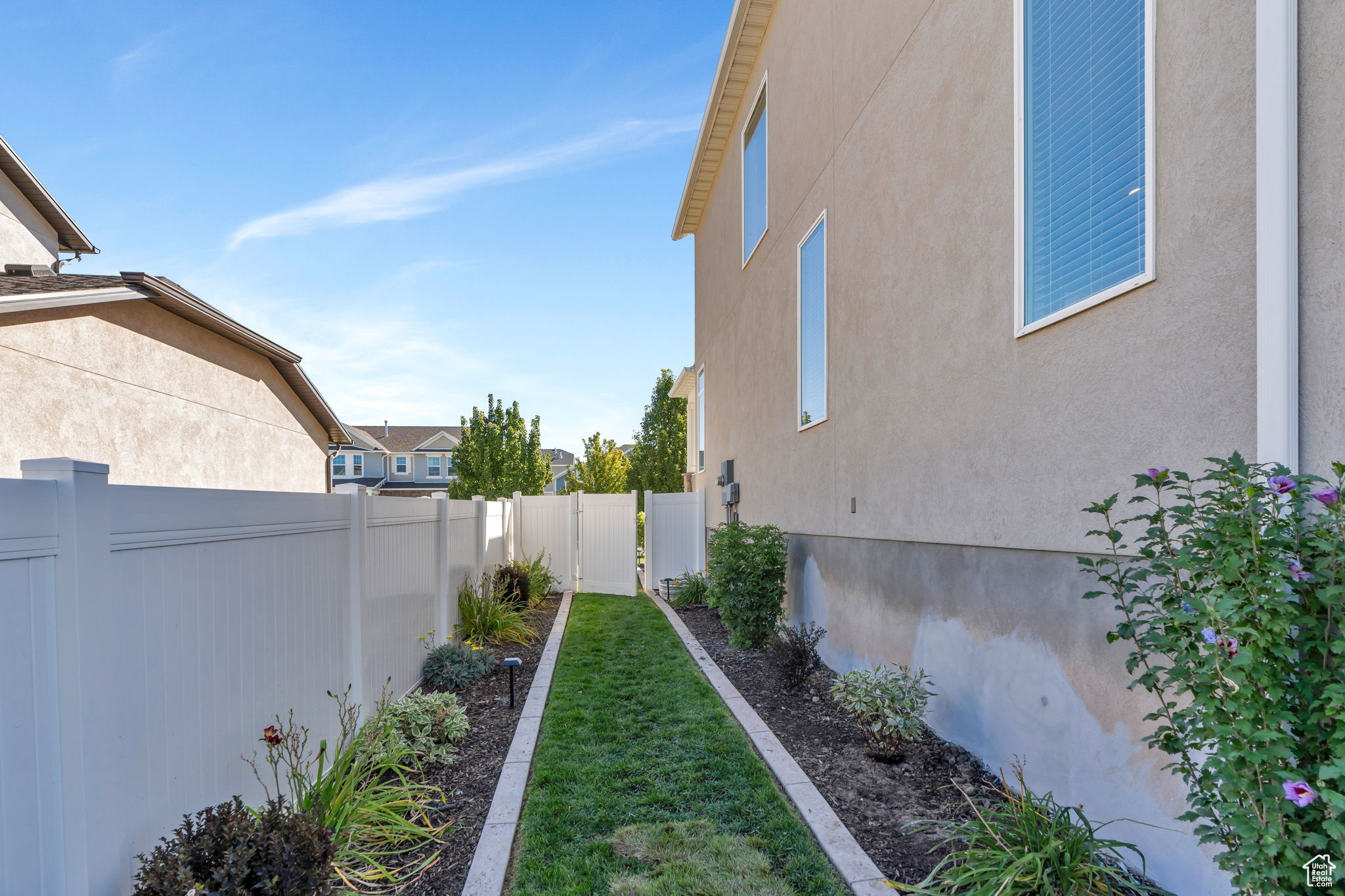 MEADOW CREEK RIDGE - Residential