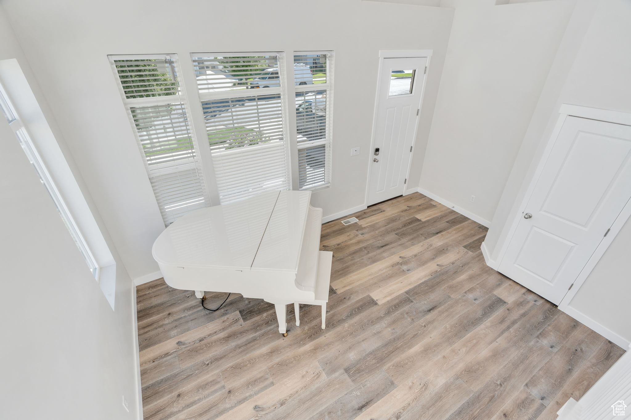 MEADOW CREEK RIDGE - Residential