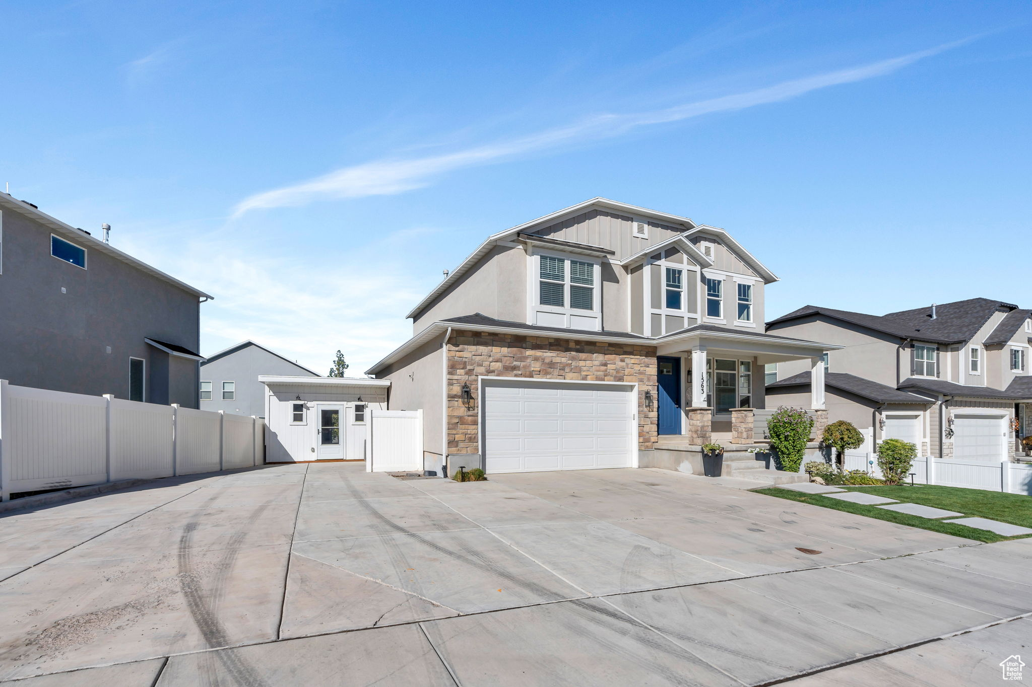 MEADOW CREEK RIDGE - Residential