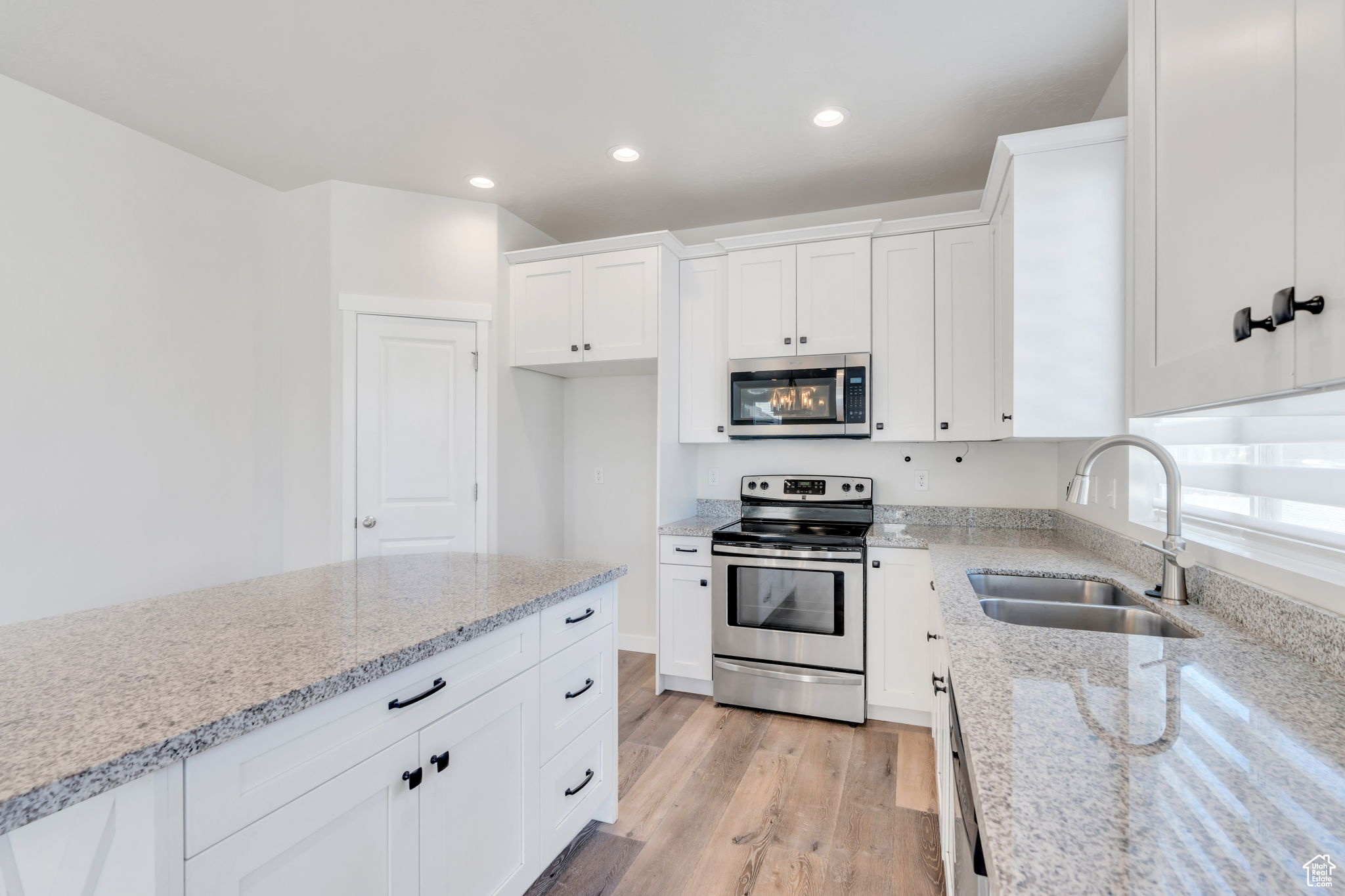 MEADOW CREEK RIDGE - Residential