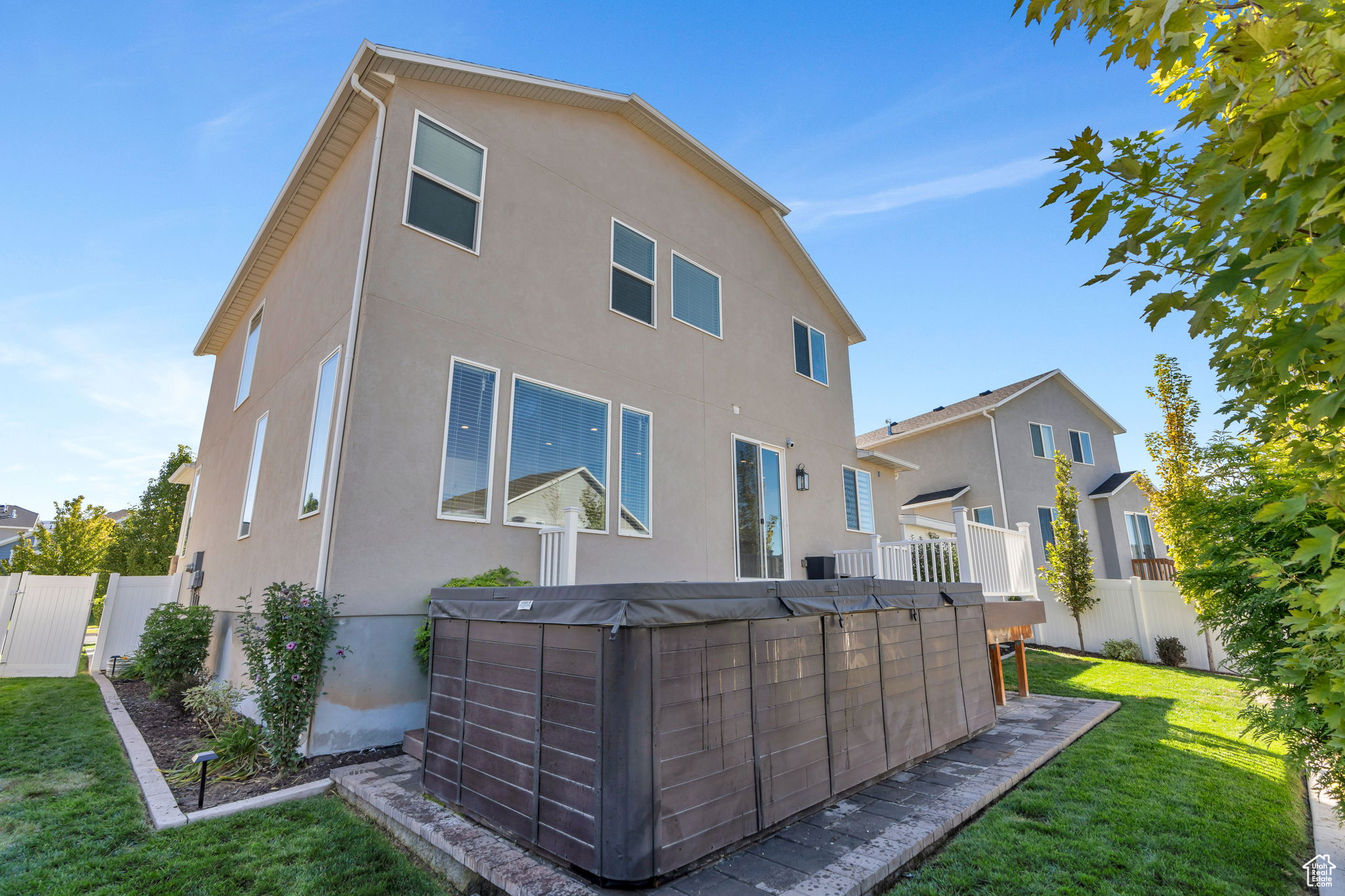 MEADOW CREEK RIDGE - Residential