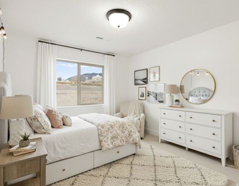 Tiny photo for 416 E LUNA CIR #63, Salem, UT 84653 (MLS # 2121533)