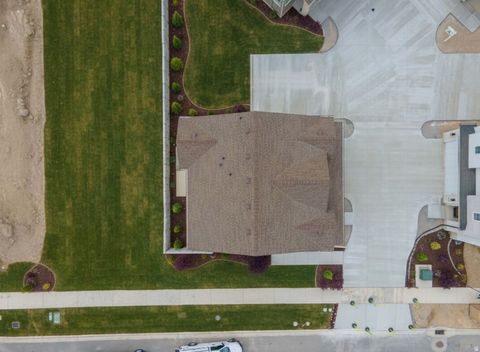 Tiny photo for 416 E LUNA CIR #63, Salem, UT 84653 (MLS # 2121533)