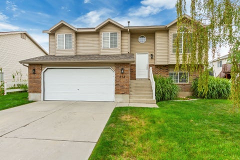 Photo of 572 S 375 W, Ogden, UT 84404 (MLS # 2182326)