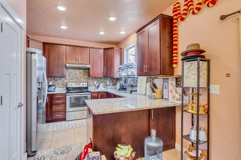 Tiny photo for 511 E HARPER PARK LN S, Salt Lake City, UT 84106 (MLS # 2180038)