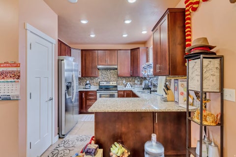Tiny photo for 511 E HARPER PARK LN S, Salt Lake City, UT 84106 (MLS # 2180038)