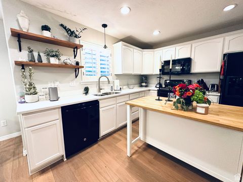 Tiny photo for 10412 N BAYHILL DR N, Cedar Hills, UT 84062 (MLS # 2118411)