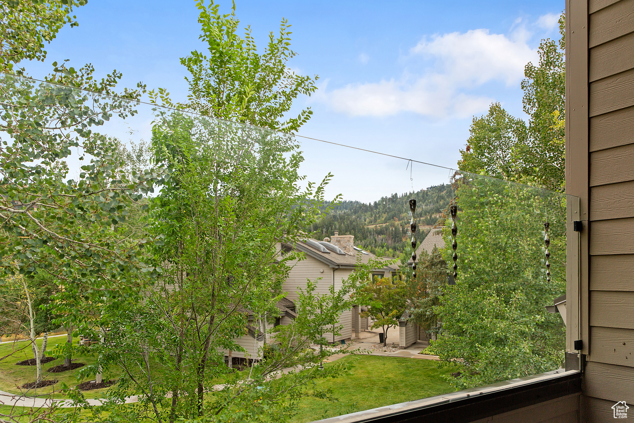 FAWNGROVE CONDOMINIUM - Residential Lease
