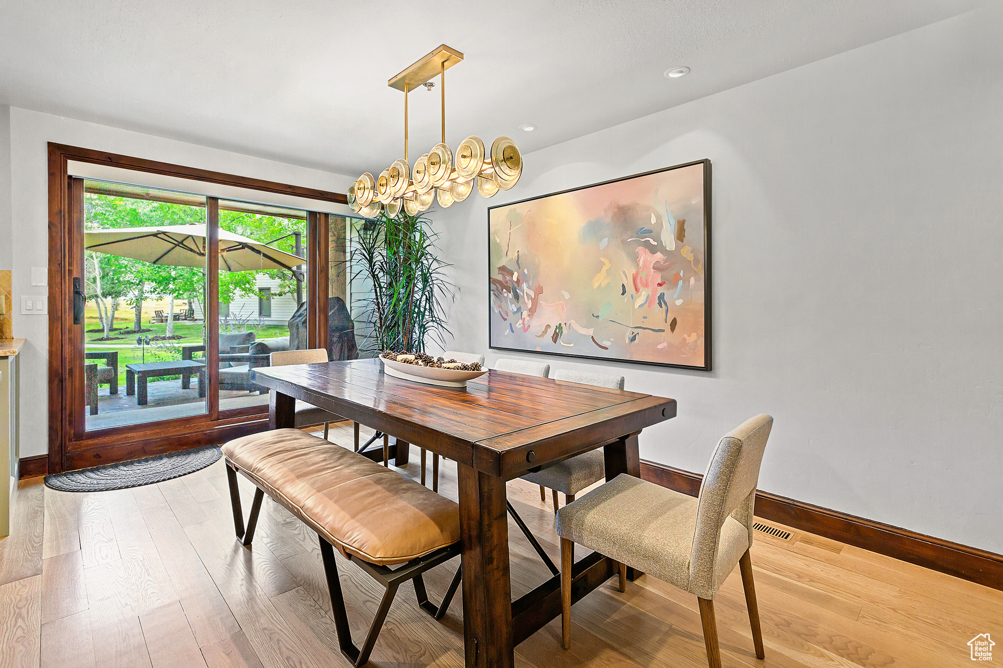 FAWNGROVE CONDOMINIUM - Residential Lease