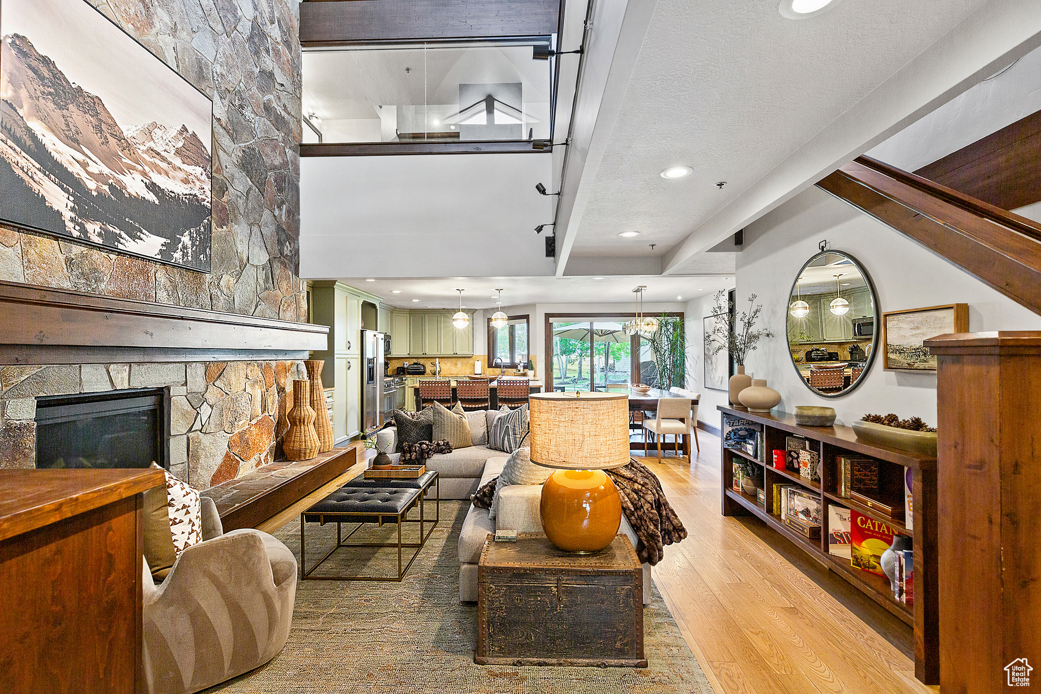 FAWNGROVE CONDOMINIUM - Residential Lease
