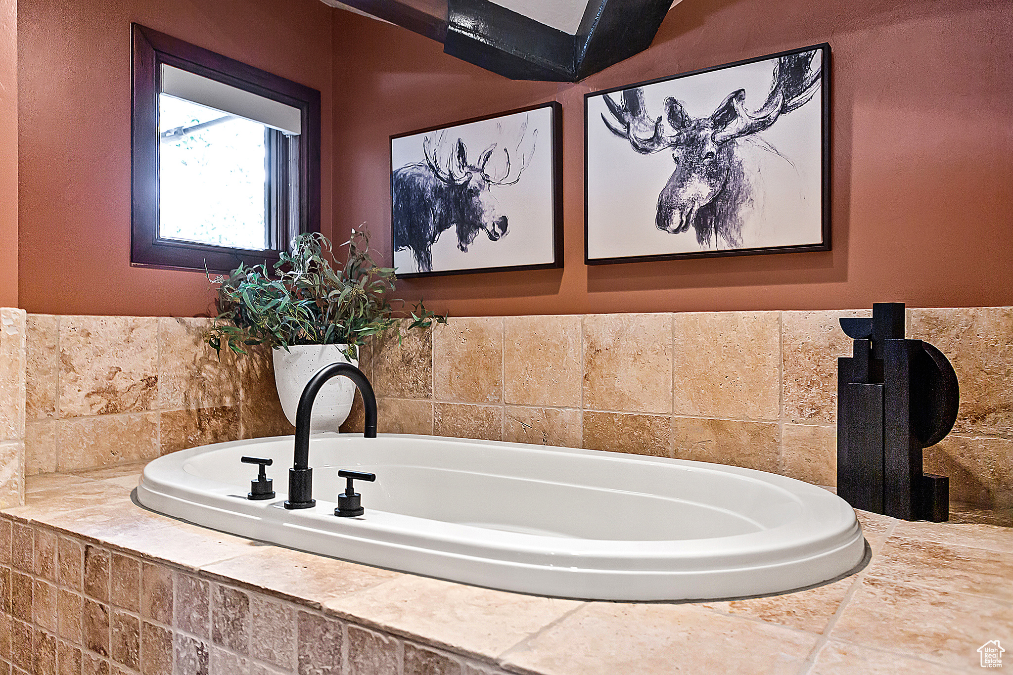 FAWNGROVE CONDOMINIUM - Residential Lease