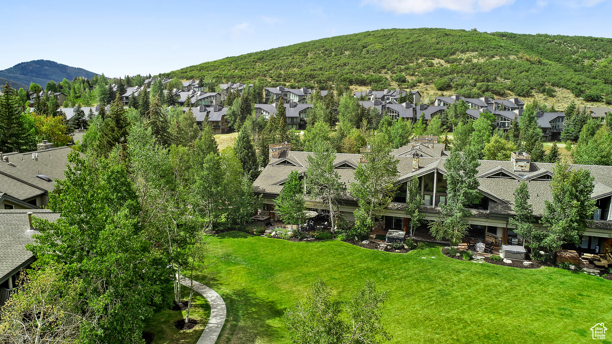 FAWNGROVE CONDOMINIUM - Residential Lease