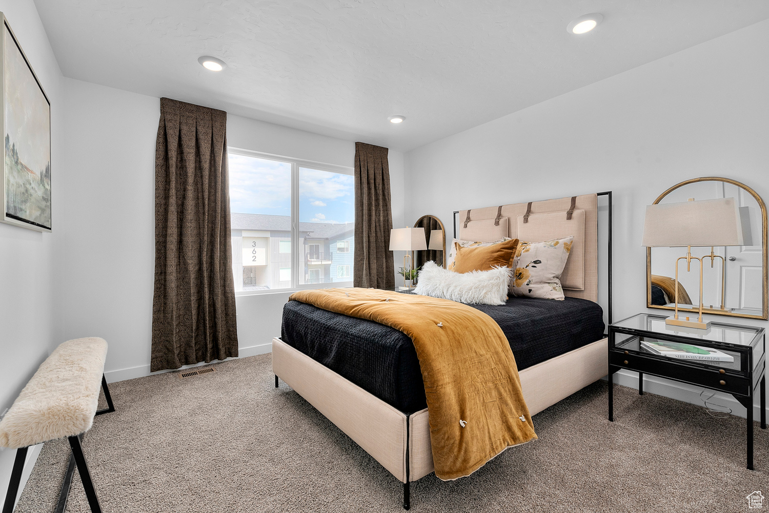 EDGEWATER - Residential