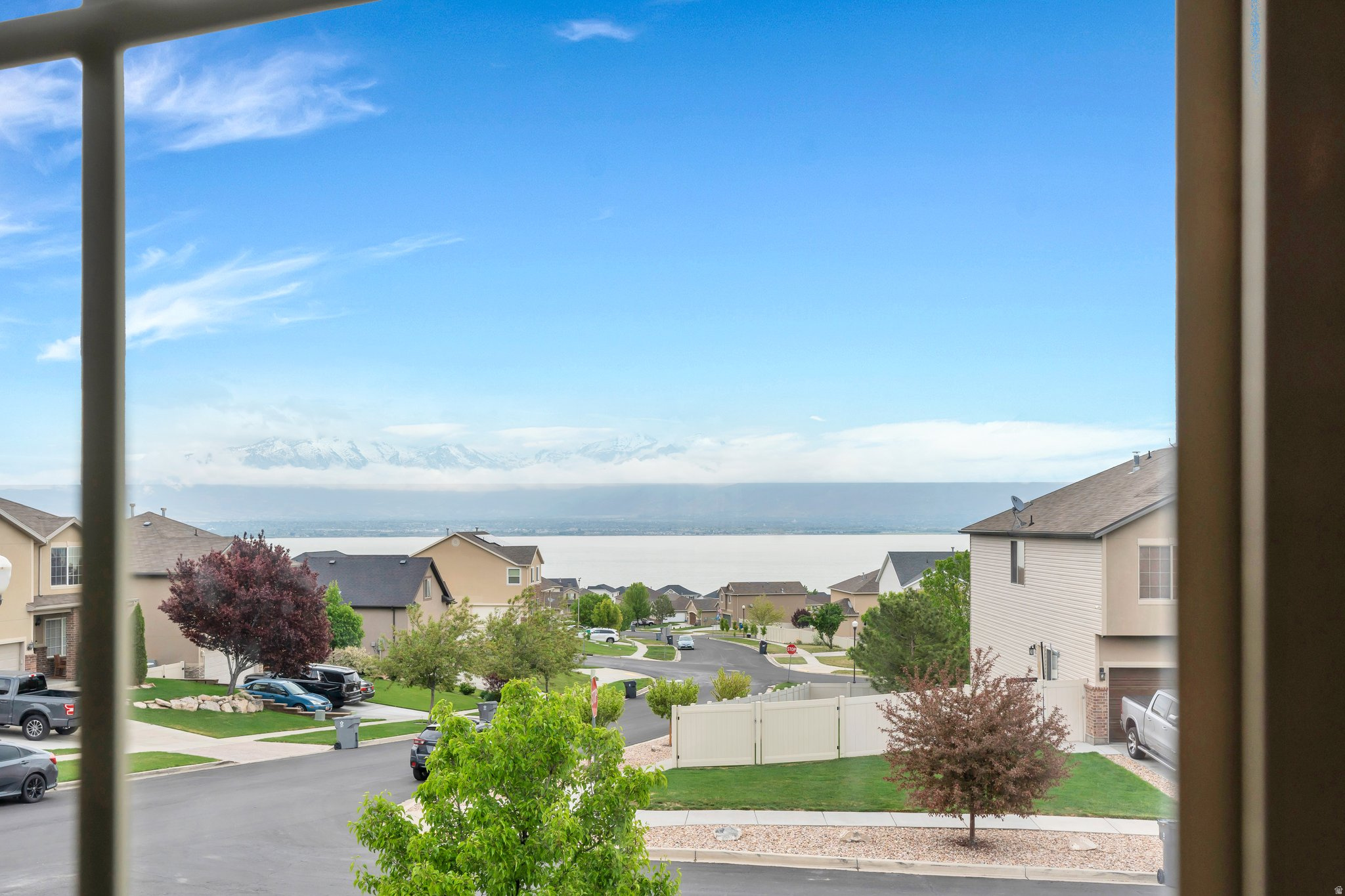 THE VILLAGE OF HAWKS - Residential