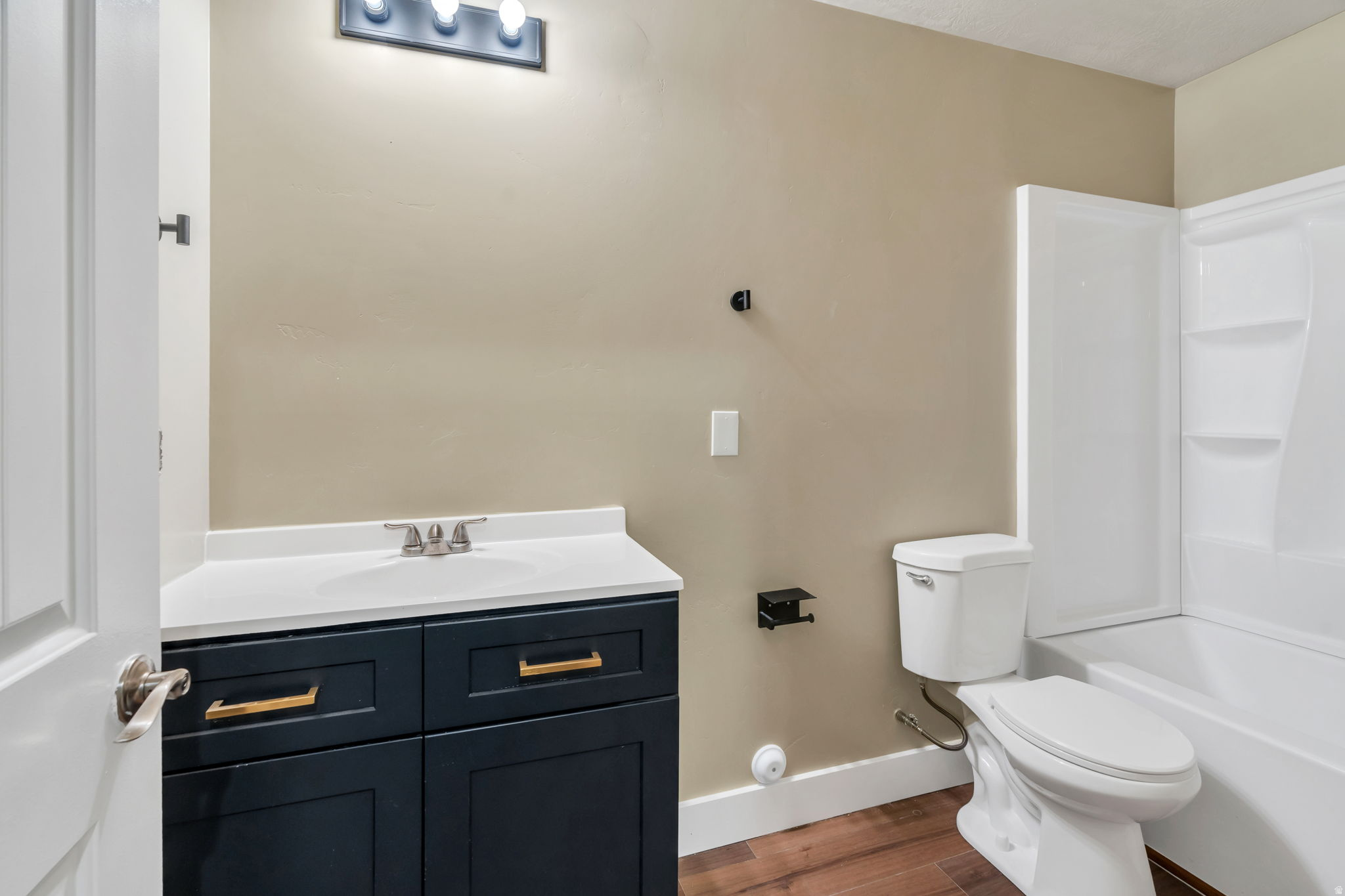 THE VILLAGE OF HAWKS - Residential