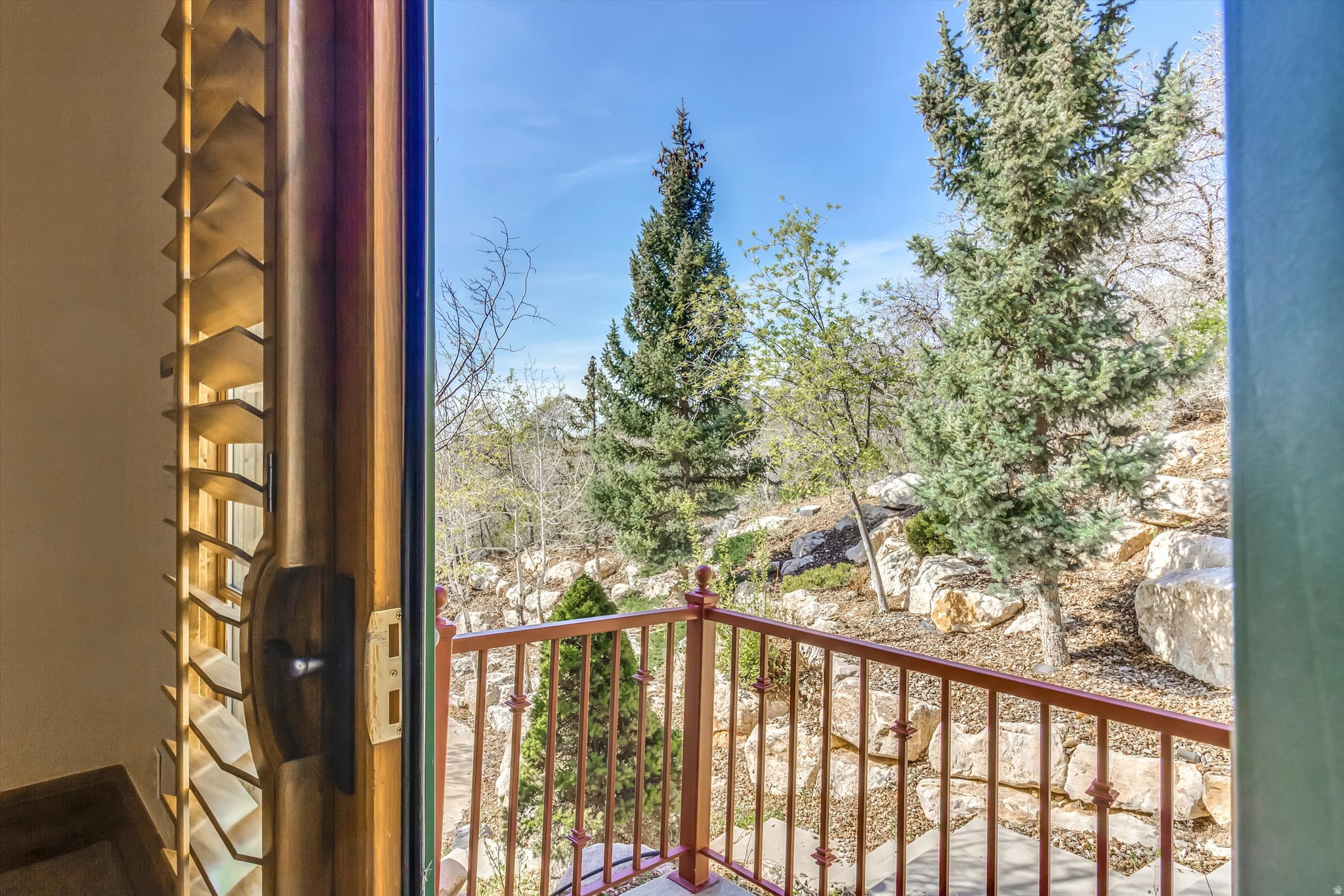EAGLEWOOD COVE - Residential