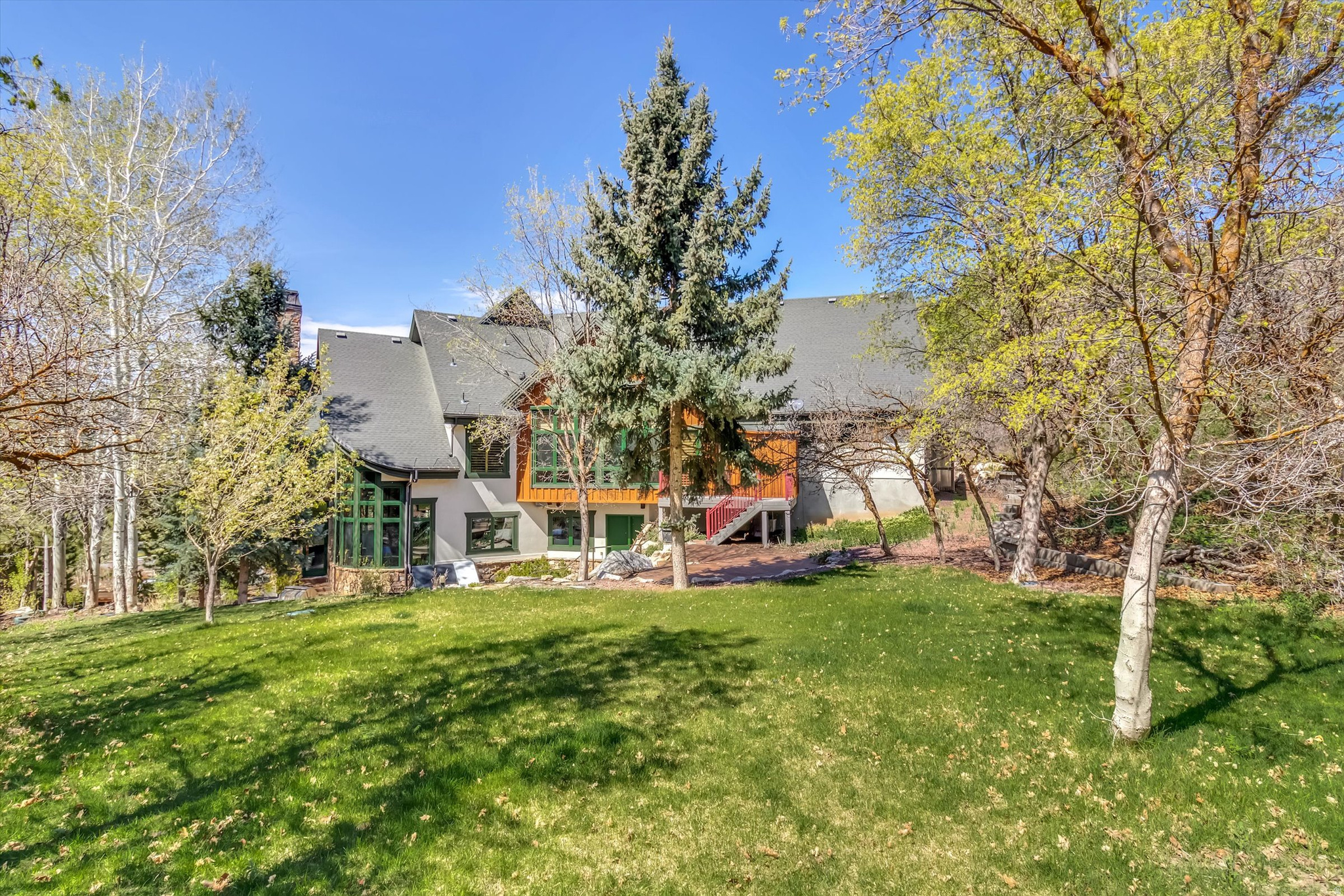 EAGLEWOOD COVE - Residential