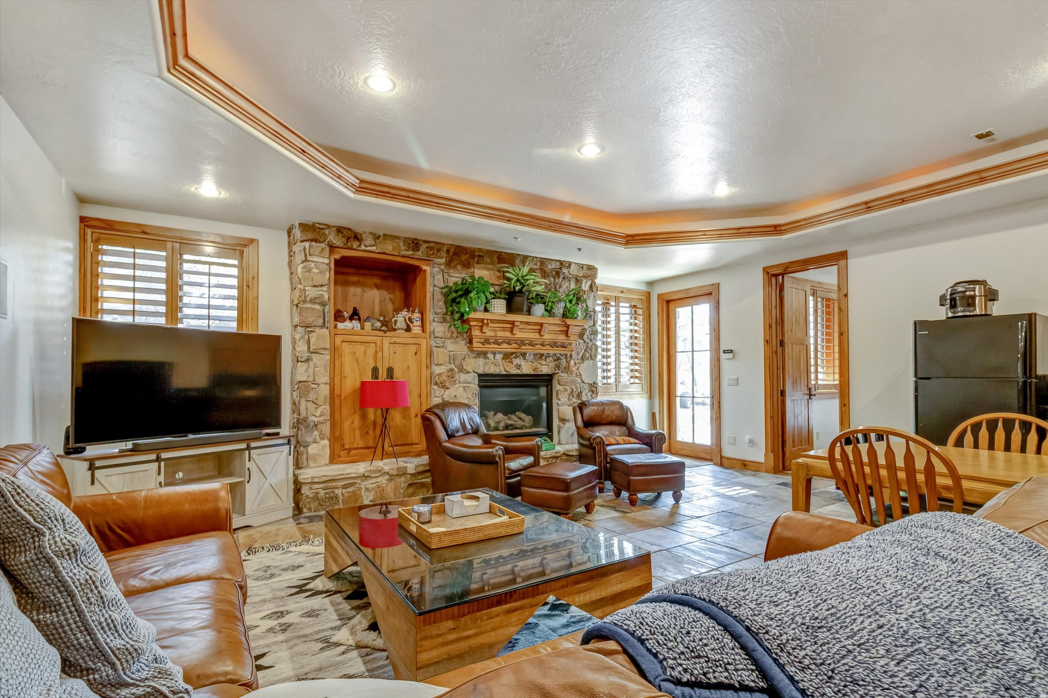 EAGLEWOOD COVE - Residential