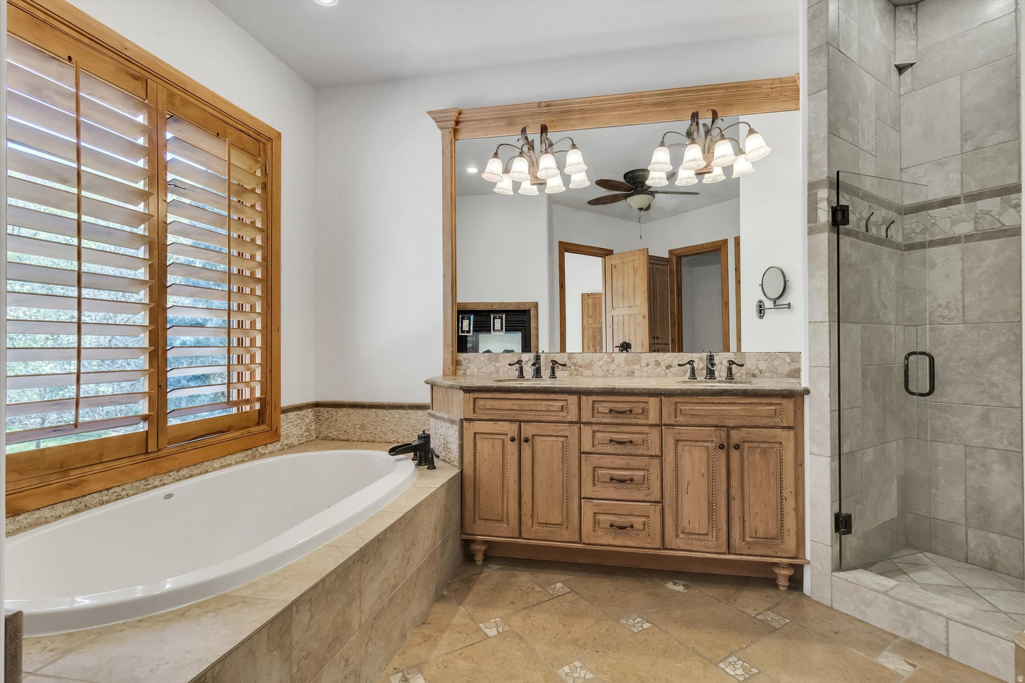 EAGLEWOOD COVE - Residential