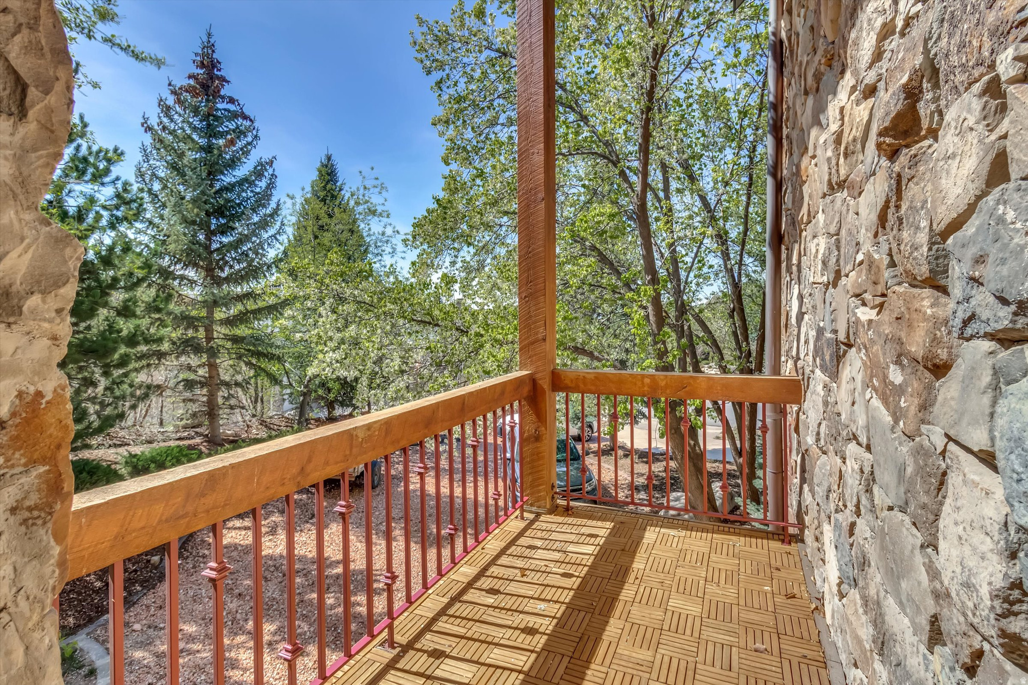 EAGLEWOOD COVE - Residential