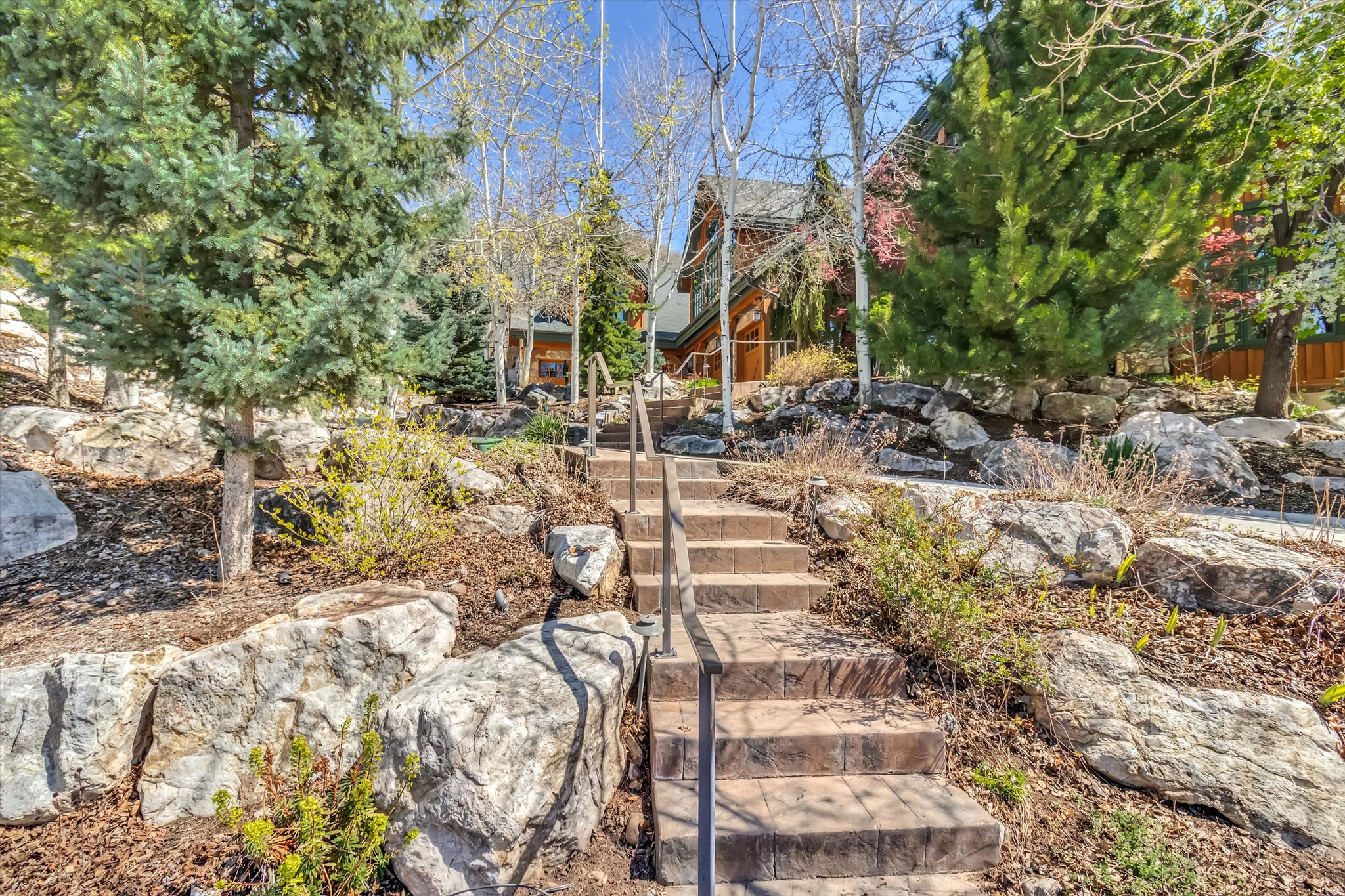 EAGLEWOOD COVE - Residential