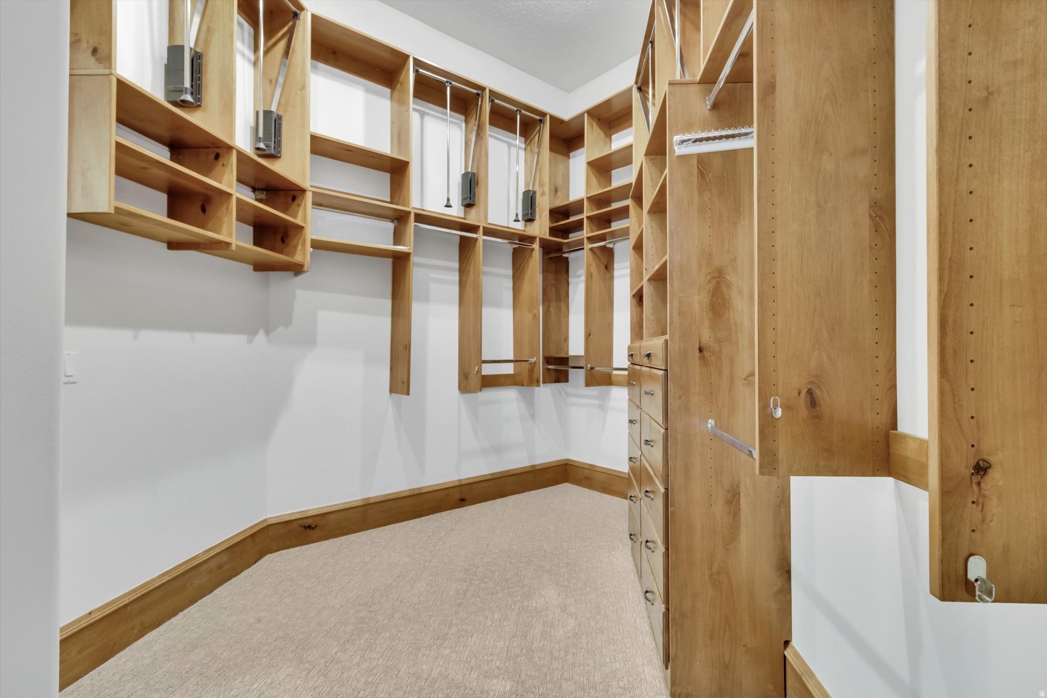 EAGLEWOOD COVE - Residential