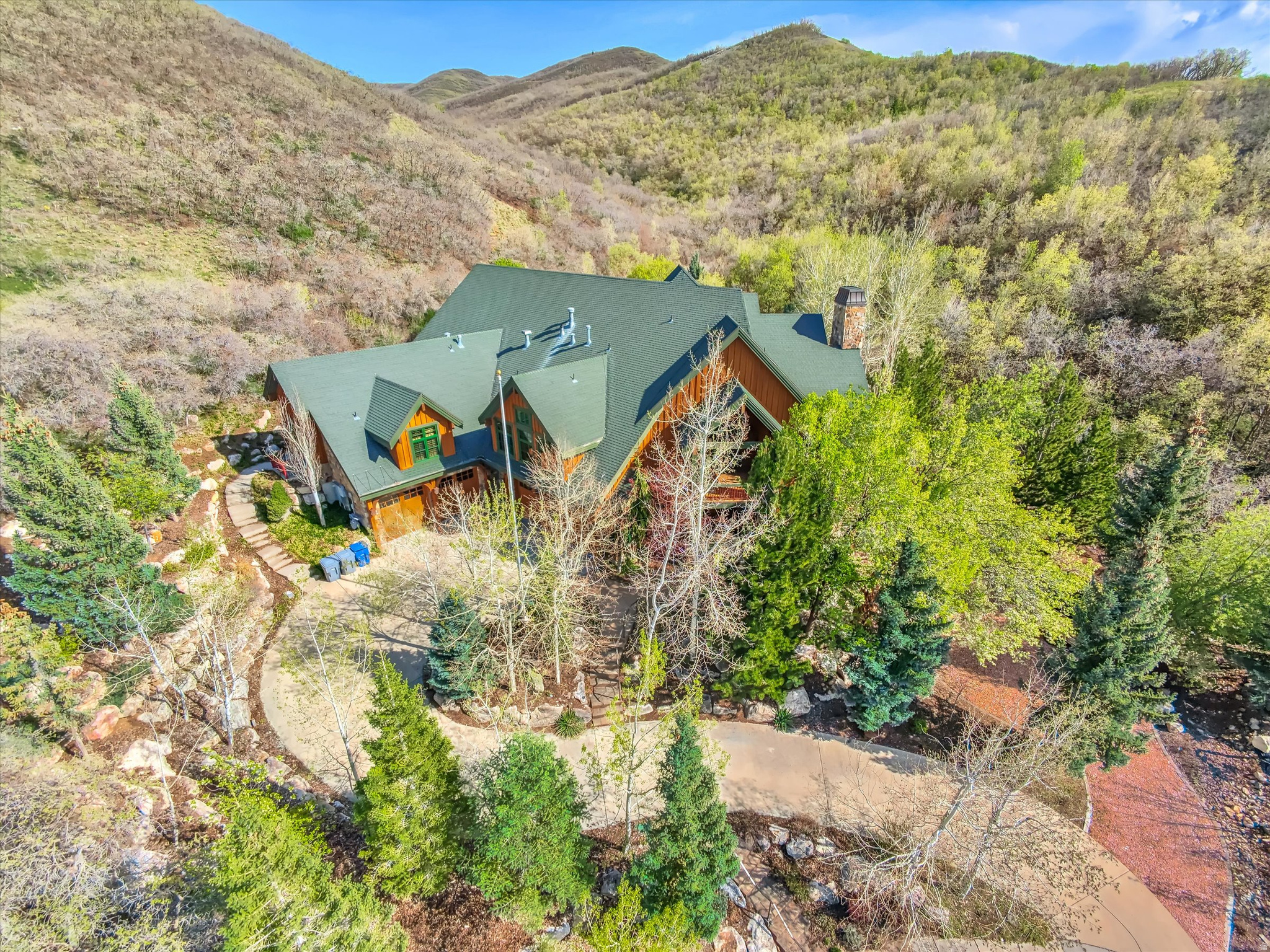 EAGLEWOOD COVE - Residential