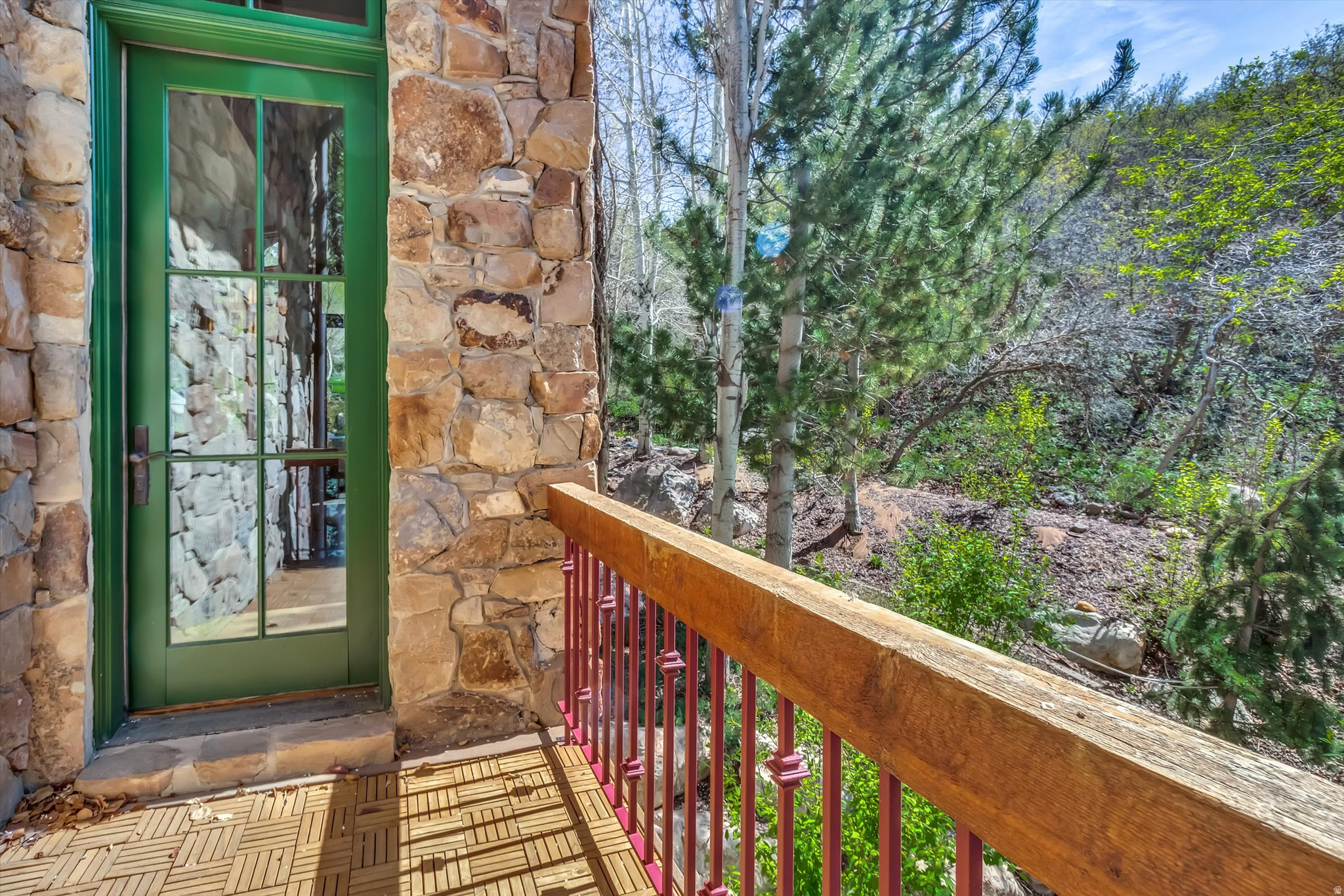 EAGLEWOOD COVE - Residential