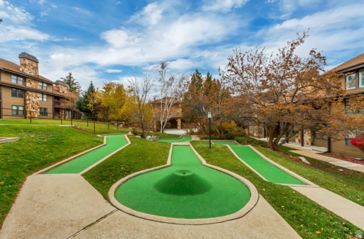 WOLF LODGE - Residential