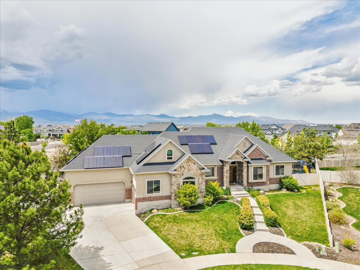 CRYSTAL MEADOWS #2 - Residential
