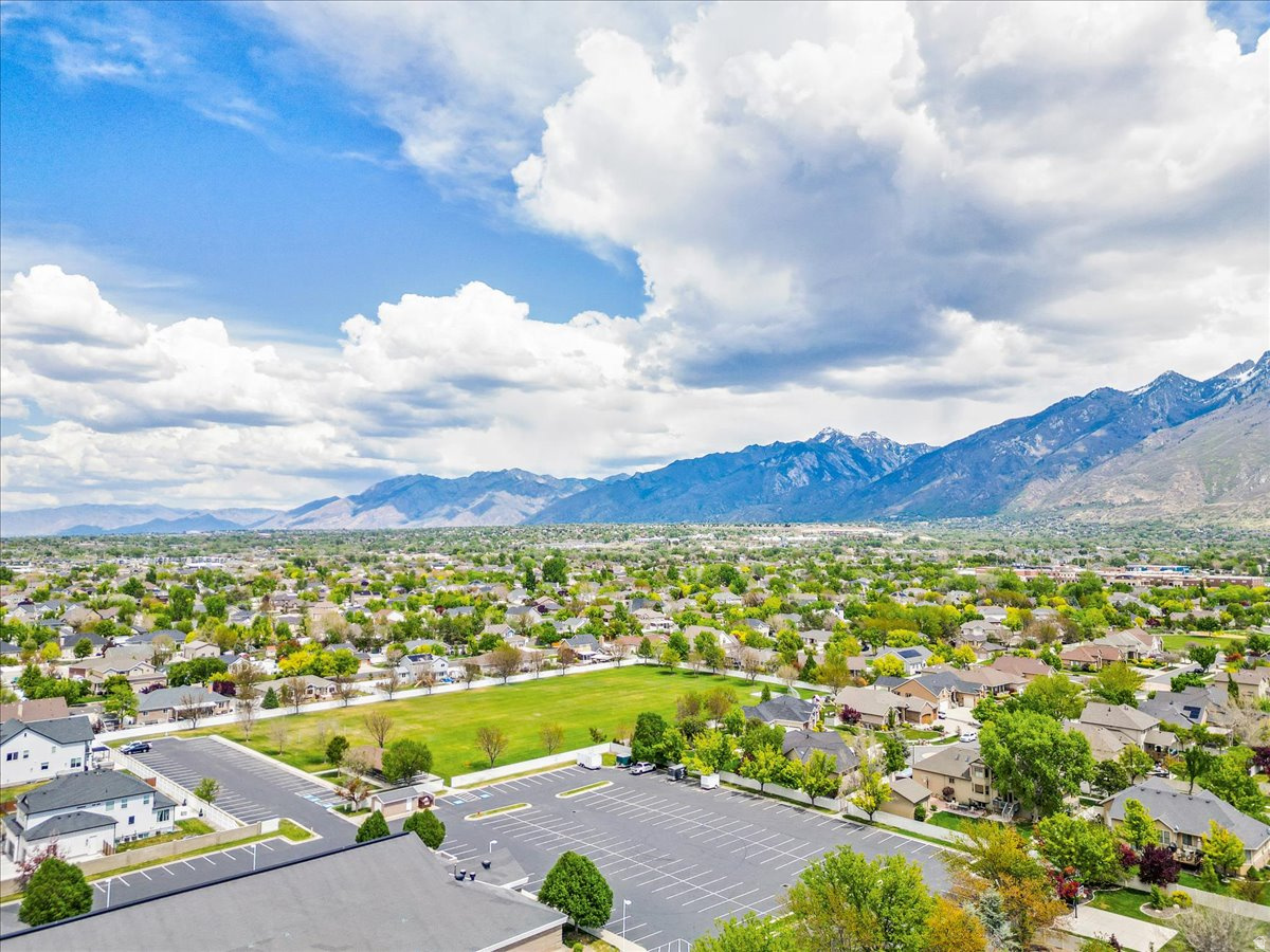 CRYSTAL MEADOWS #2 - Residential