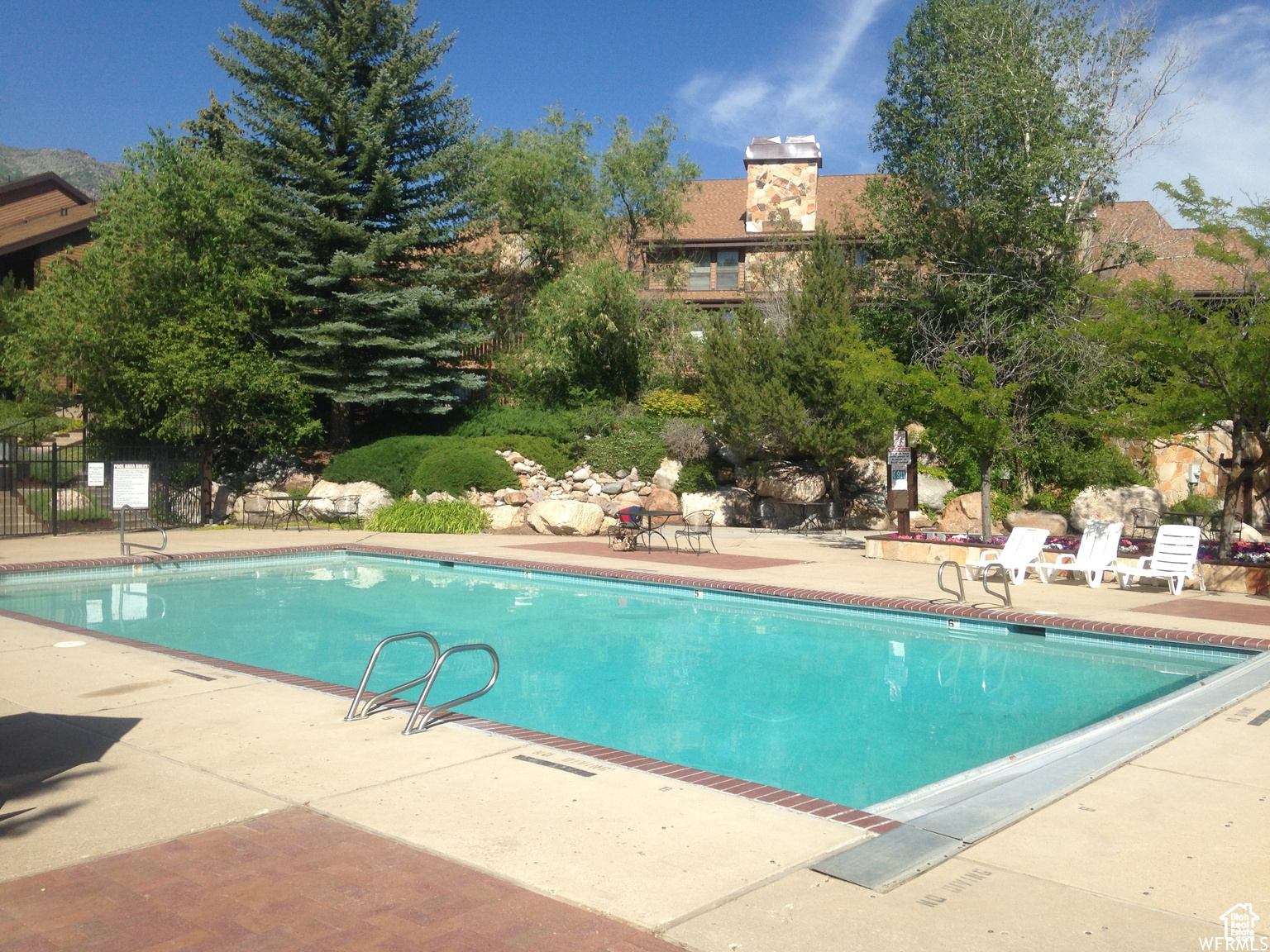 WOLF LODGE CONDOMINIUM - Residential