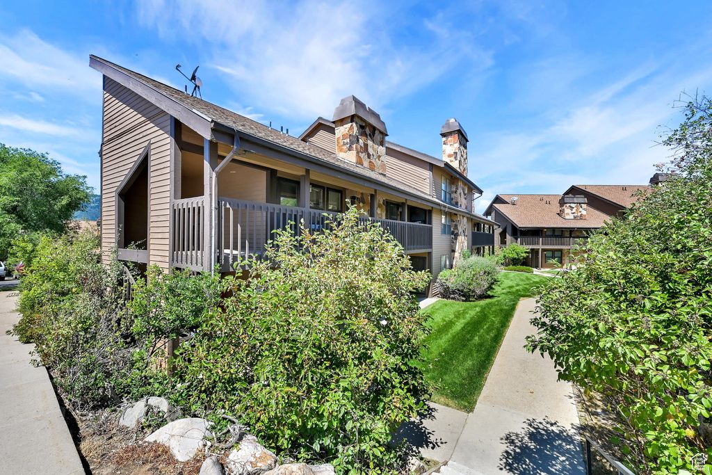 Photo of 3615 N WOLF LODGE DR #805, Eden, UT 84310 (MLS # 2105410)