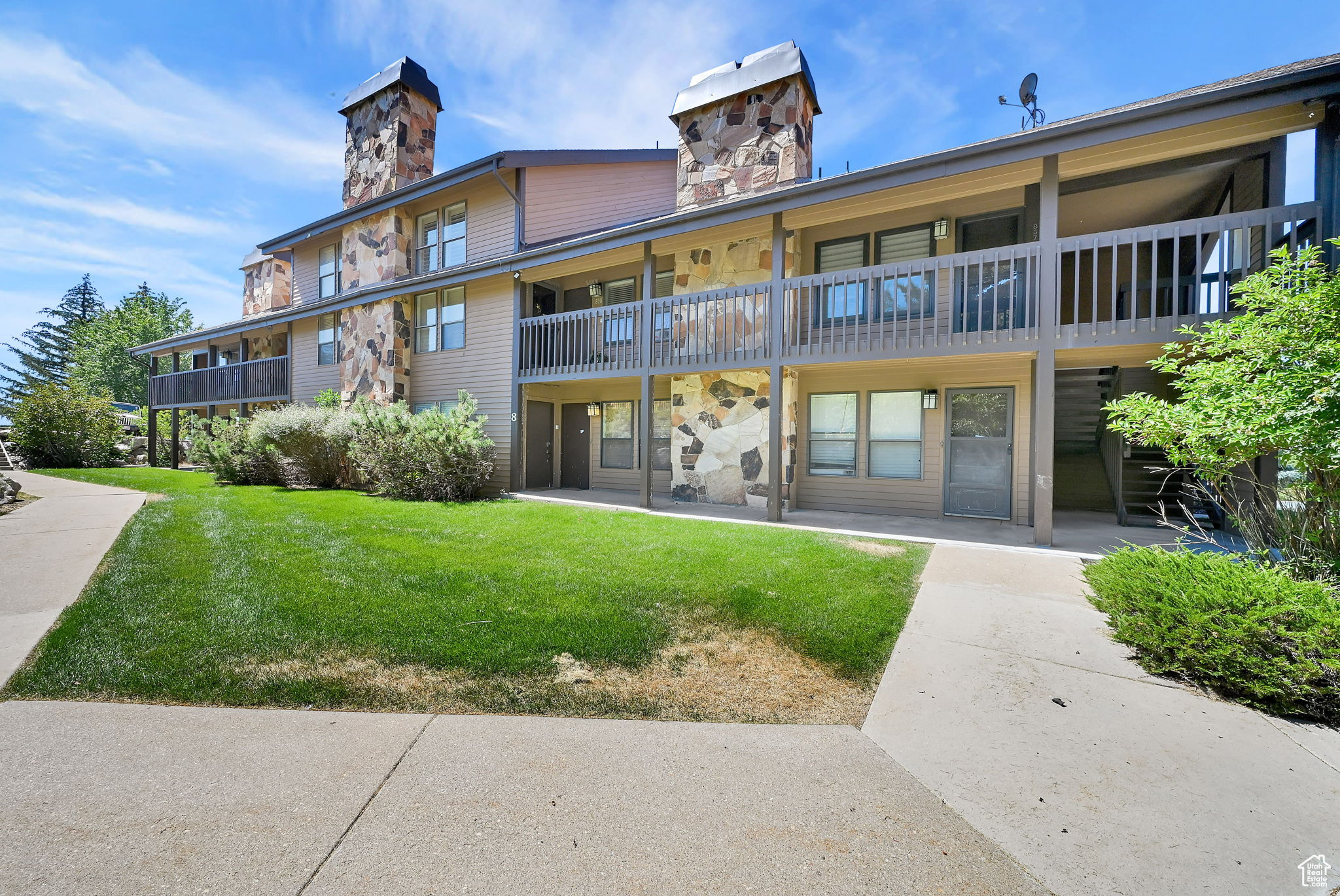 WOLF LODGE CONDOMINIUM - Residential