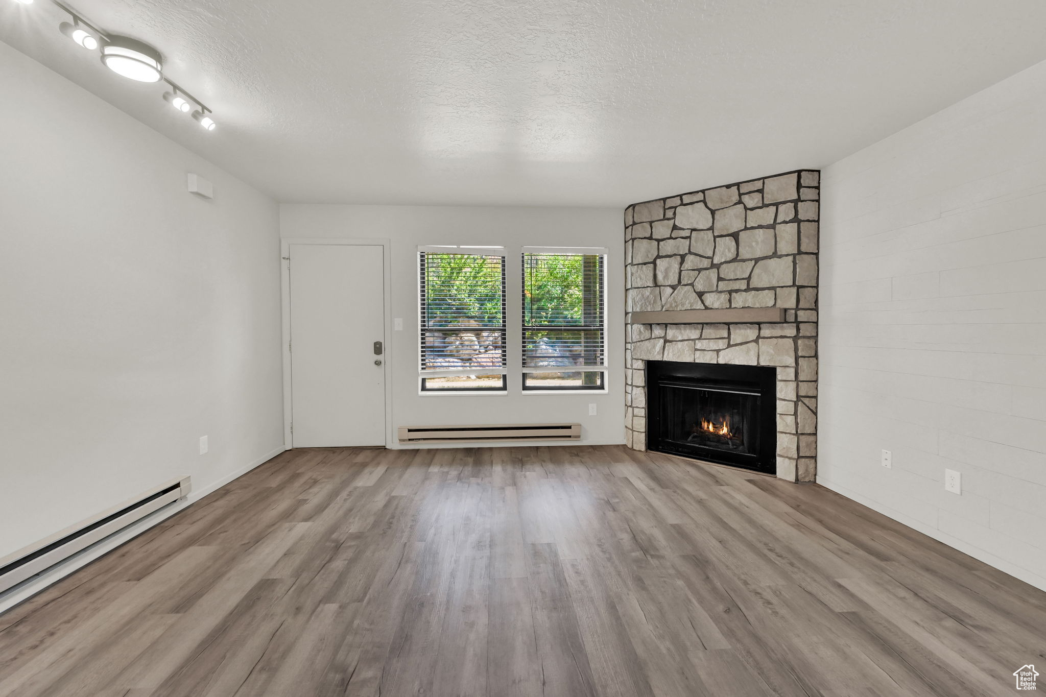 WOLF LODGE CONDOMINIUM - Residential