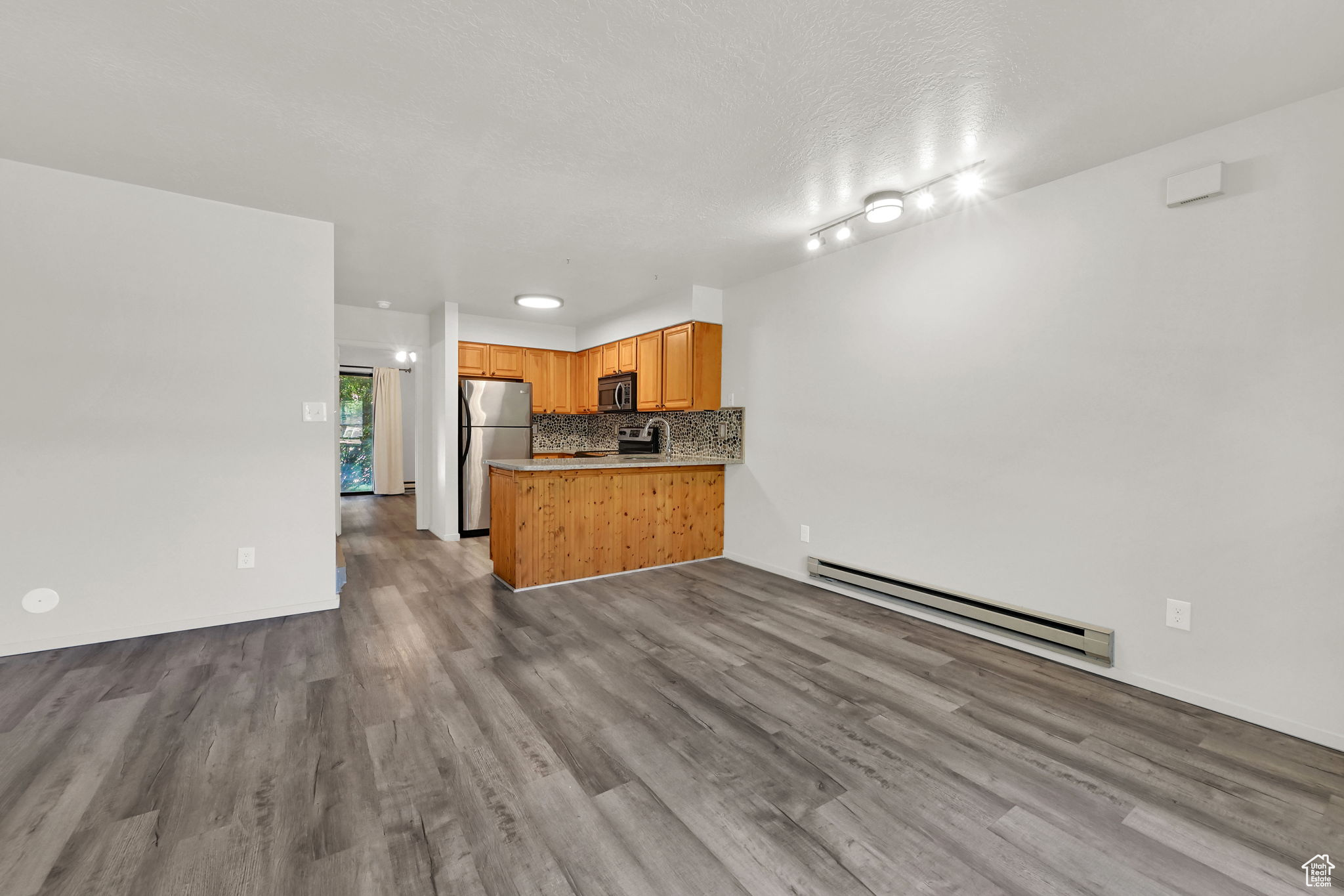 WOLF LODGE CONDOMINIUM - Residential