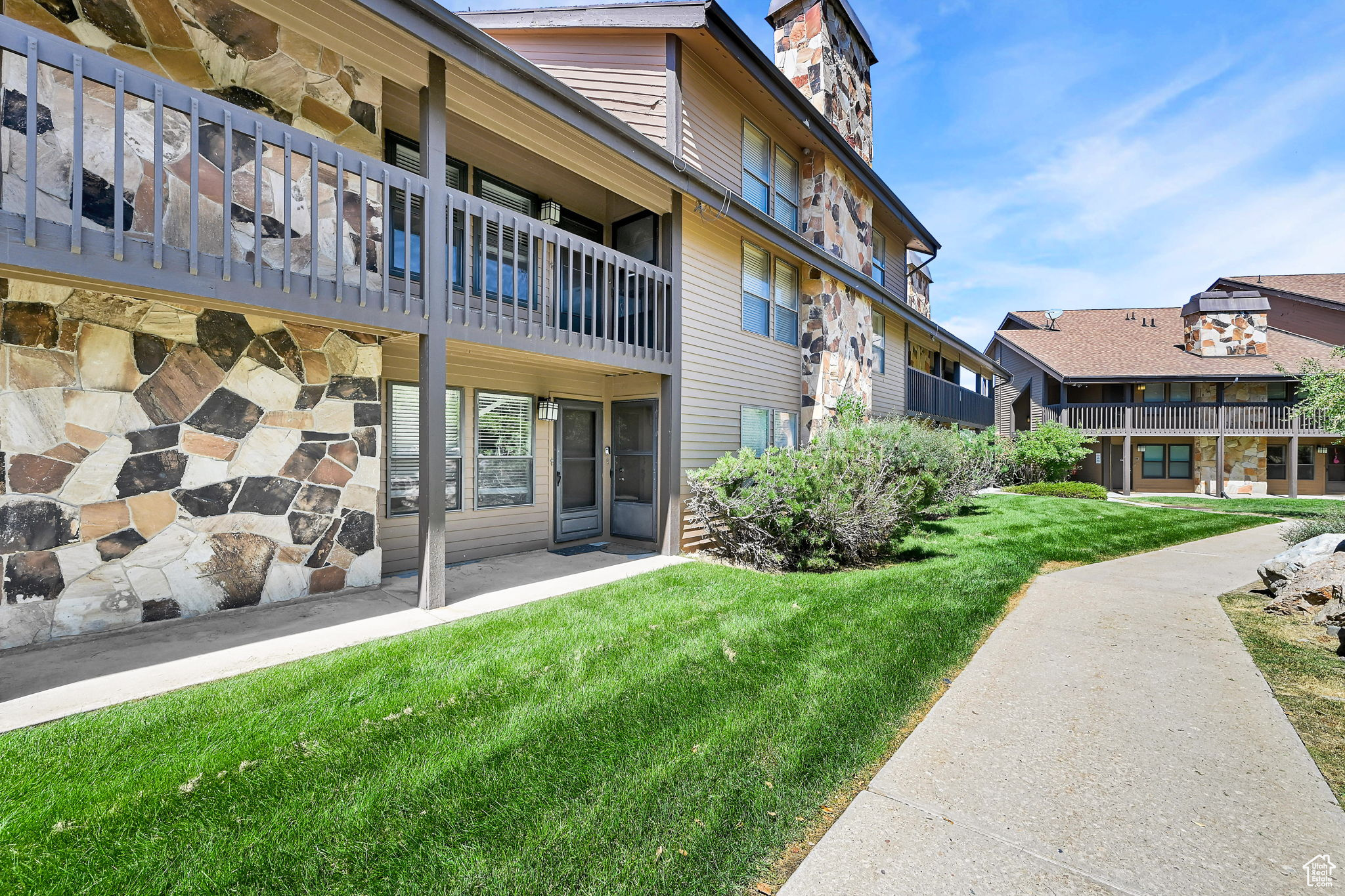 WOLF LODGE CONDOMINIUM - Residential