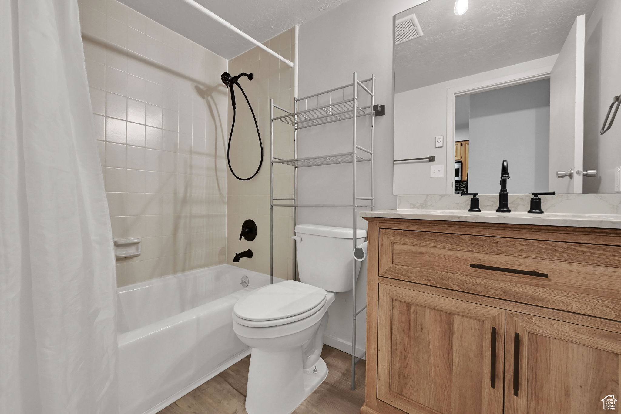 WOLF LODGE CONDOMINIUM - Residential