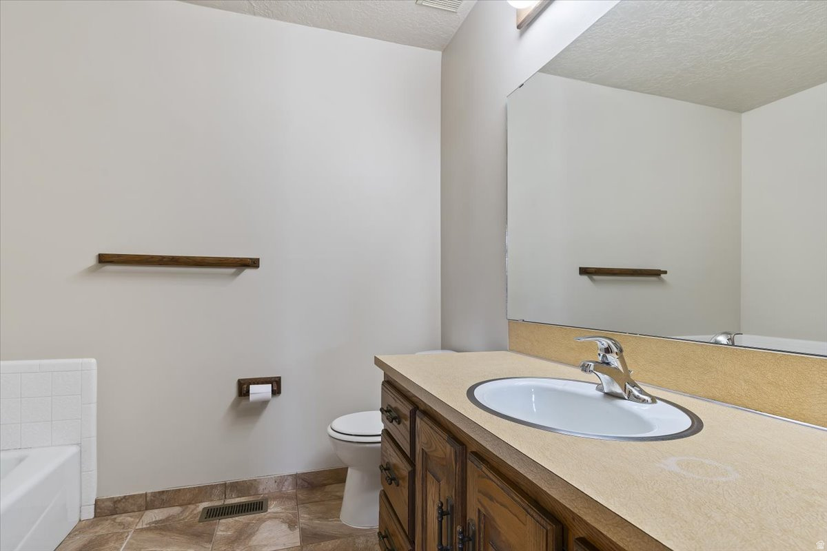 MOUNTAIN SHADOWS - Residential