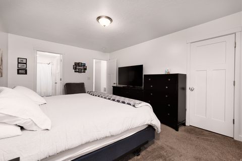 Tiny photo for 671 E 330 N, Vineyard, UT 84059 (MLS # 2088990)