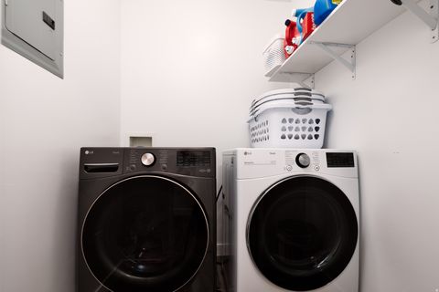 Tiny photo for 671 E 330 N, Vineyard, UT 84059 (MLS # 2088990)