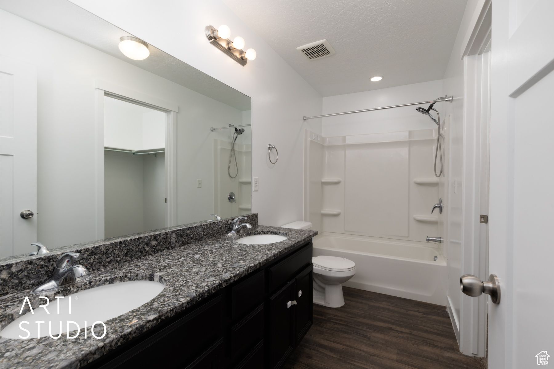 EDGEWATER AT GENEVA - Residential