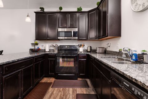 Tiny photo for 671 E 330 N, Vineyard, UT 84059 (MLS # 2088990)