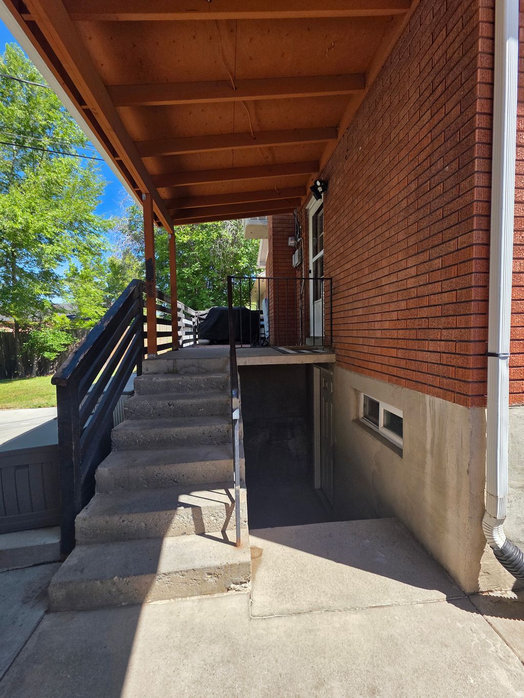 Photo of 1525 N 1250 W, Provo, UT 84604 (MLS # 2130382)