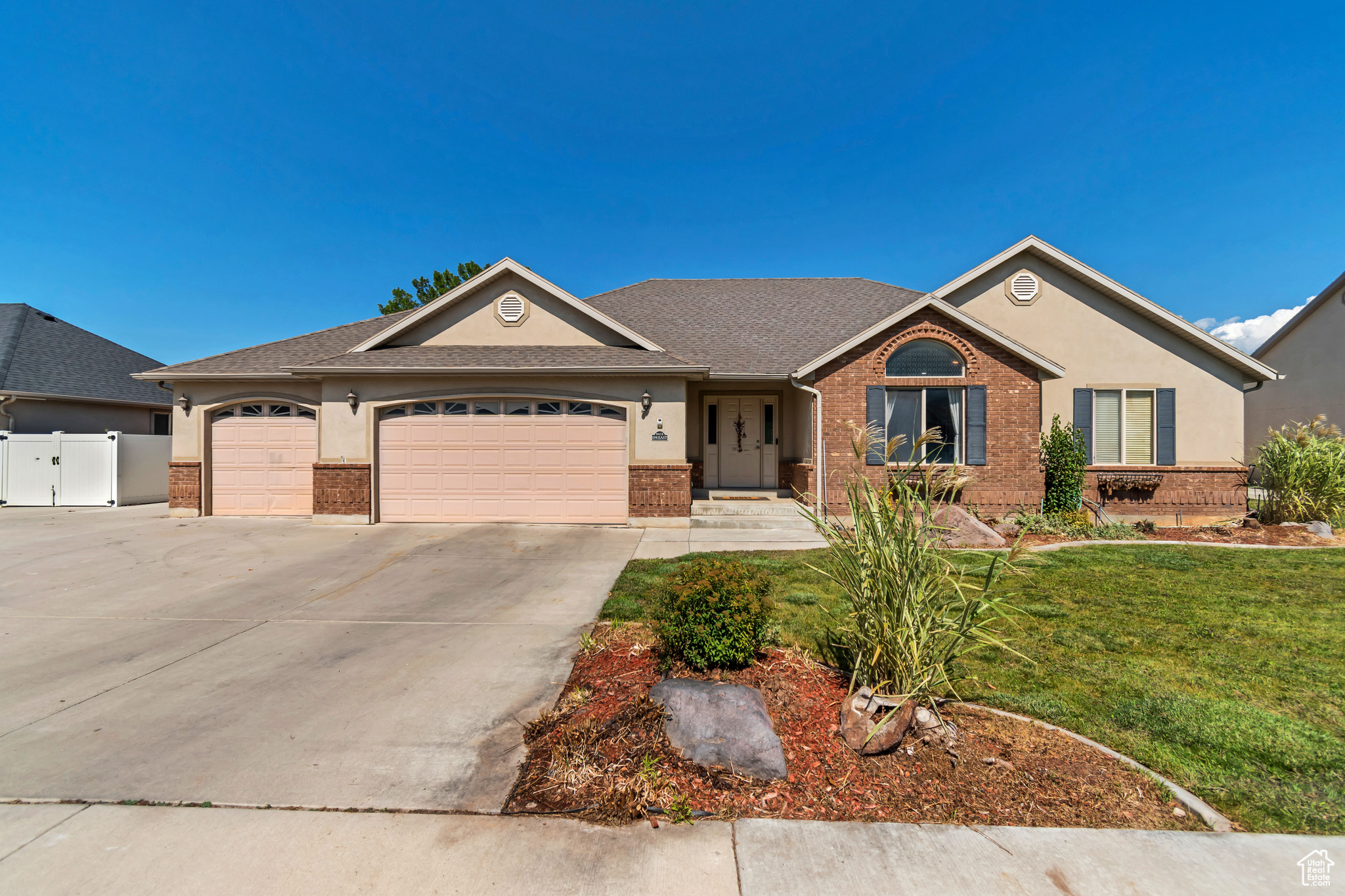 ASPEN MEADOWS - Residential