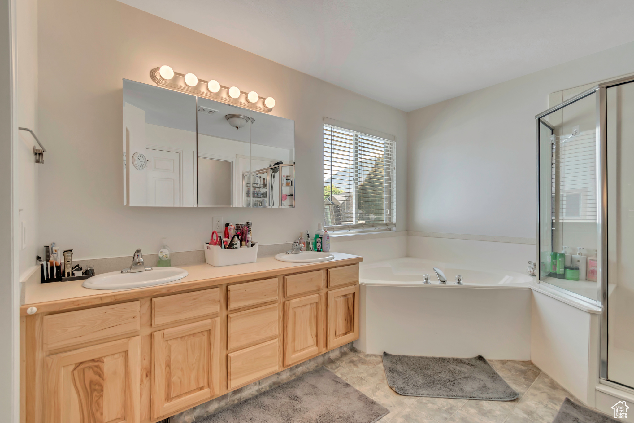 ASPEN MEADOWS - Residential